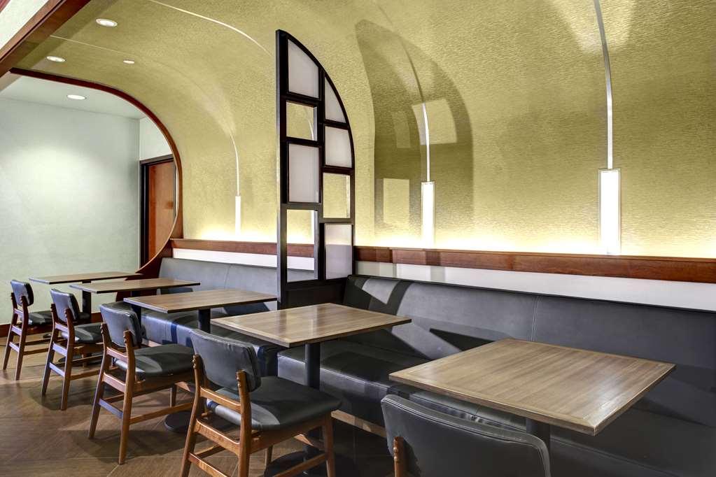 底特律/利沃尼亚凯悦嘉轩酒店 餐厅 照片